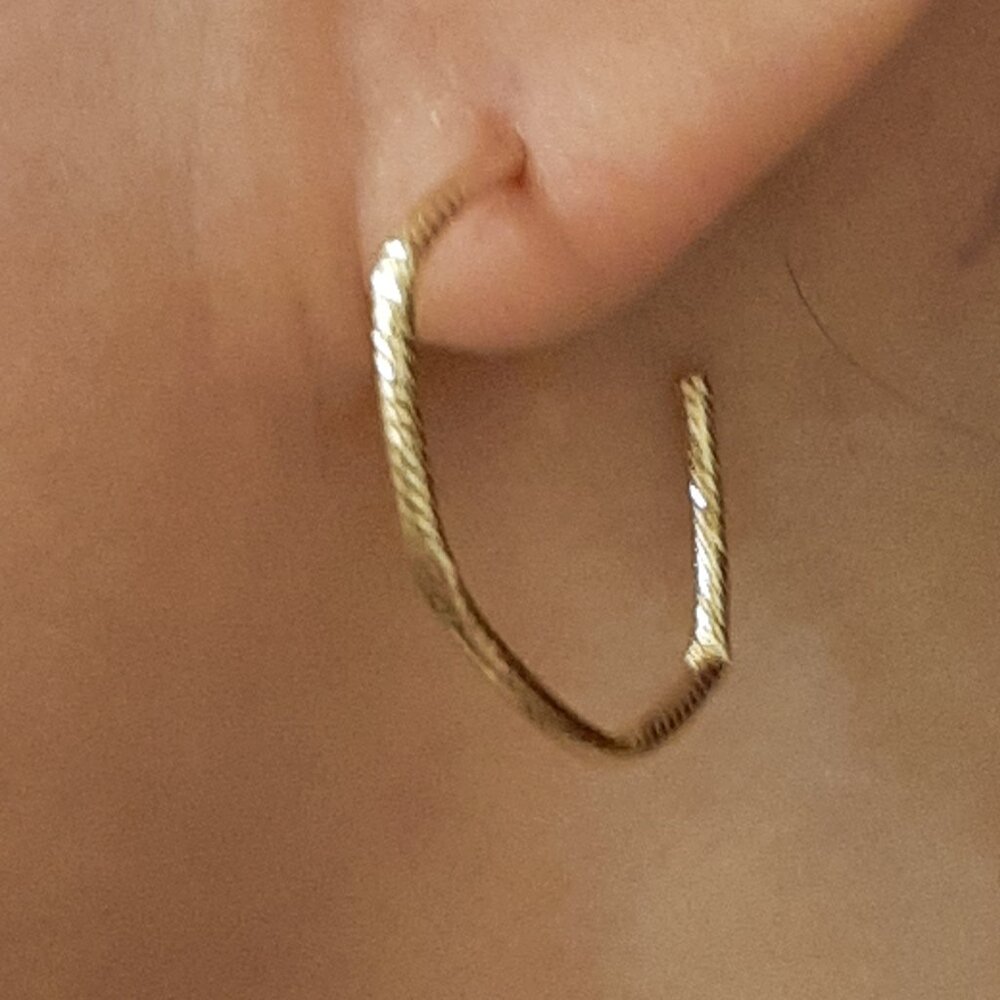 14k gold curved single earring